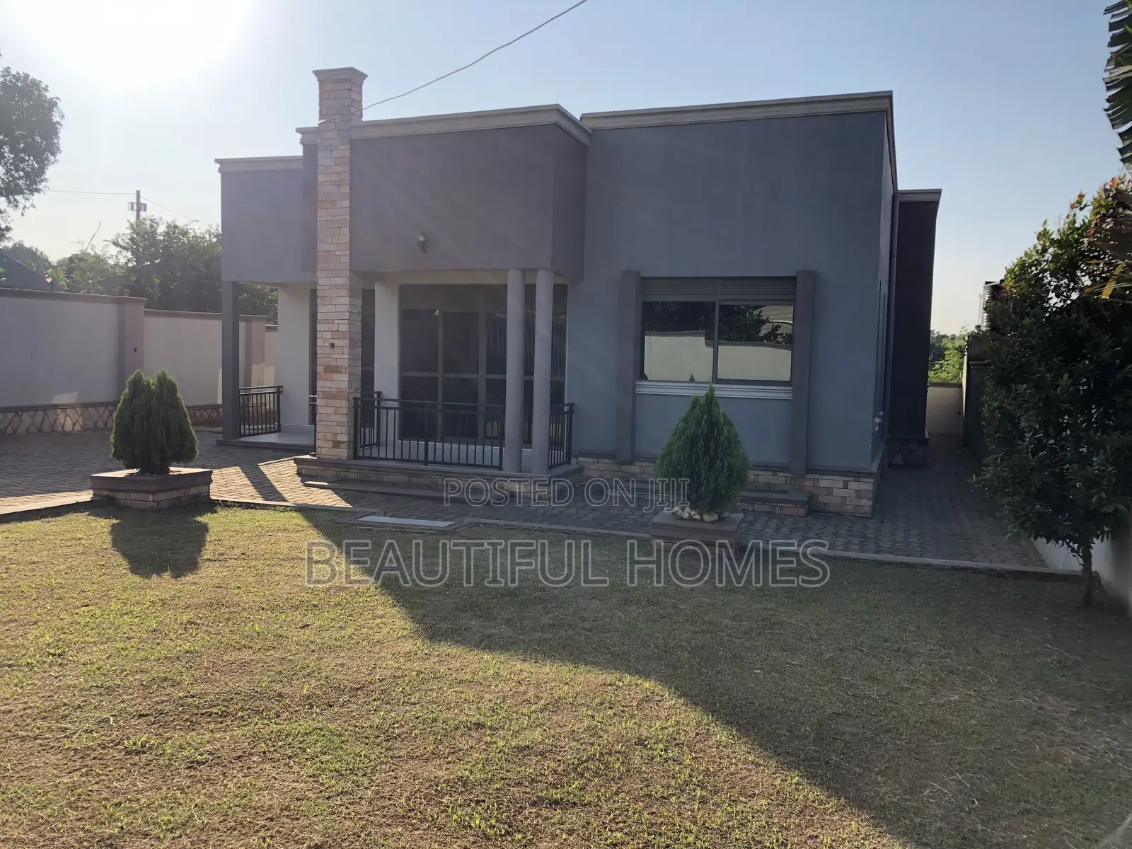 Furnished 4bdrm House in Kira for sale