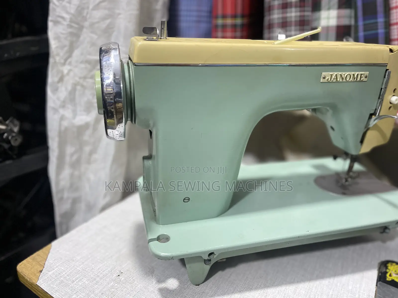 Janome Japan Used 4700 Straight Sewing Machine