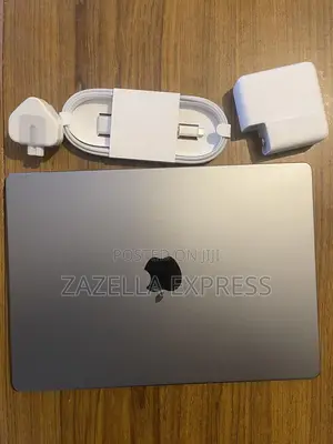 New Laptop Apple MacBook Pro 8GB Apple M3 SSD 1T