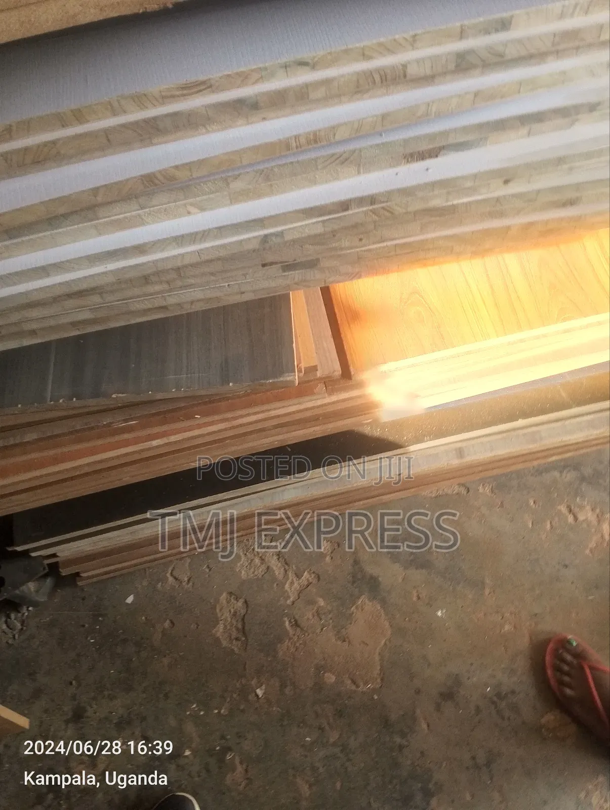 Laminated White Boards 18 Mm