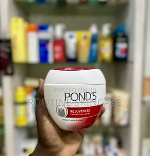 Photo - Pond's Rejuvenes Body Cream 400g ( Anti Aging, Wrinkles)