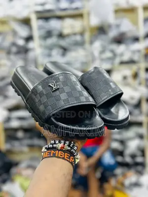 Classic Lv Slides in Stock