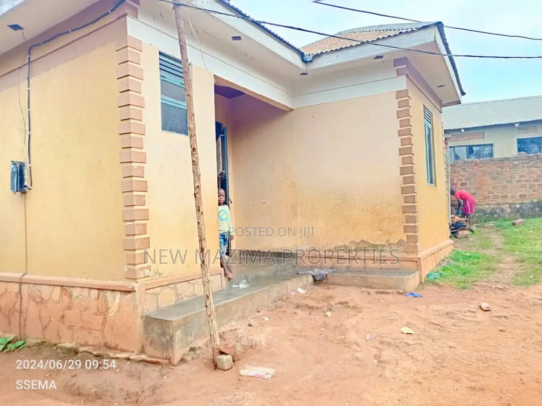 2bdrm House in Bulenga, Division A for sale