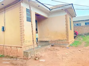 2bdrm House in Bulenga, Division A for sale