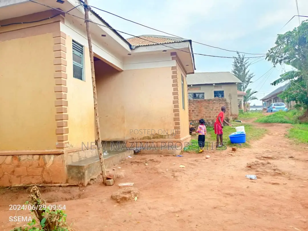 2bdrm House in Bulenga, Division A for sale