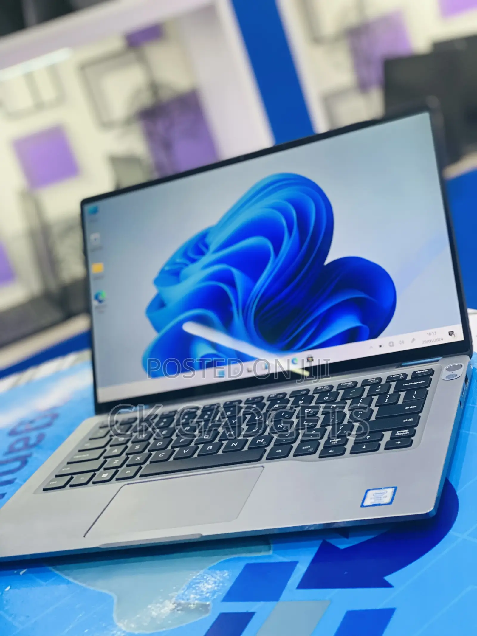 Laptop Dell Latitude 7400 16GB Intel Core I7 SSD 512GB