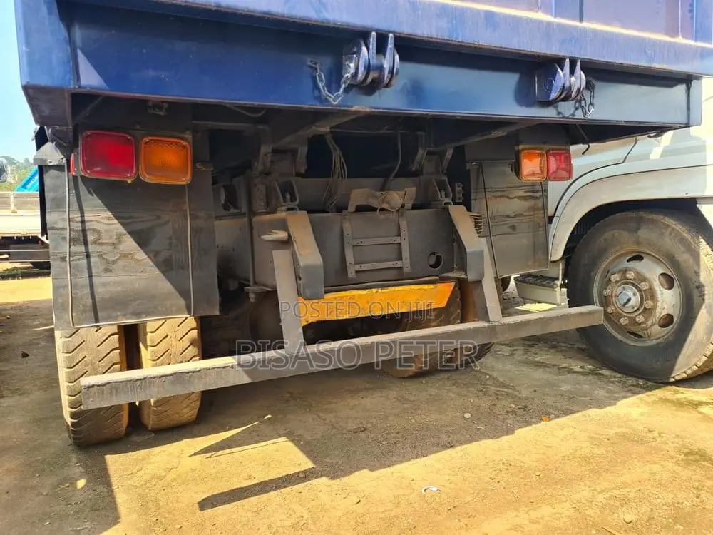 Isuzu Giga
