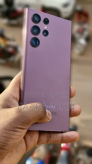 Photo - Samsung Galaxy S22 Ultra 512 GB Purple
