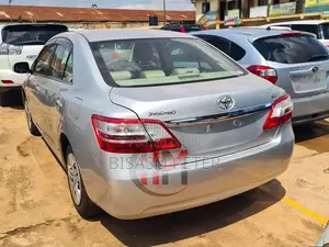 Toyota Premio 1.5 FWD 2012 Silver