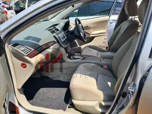 Toyota Premio 1.5 FWD 2012 Silver