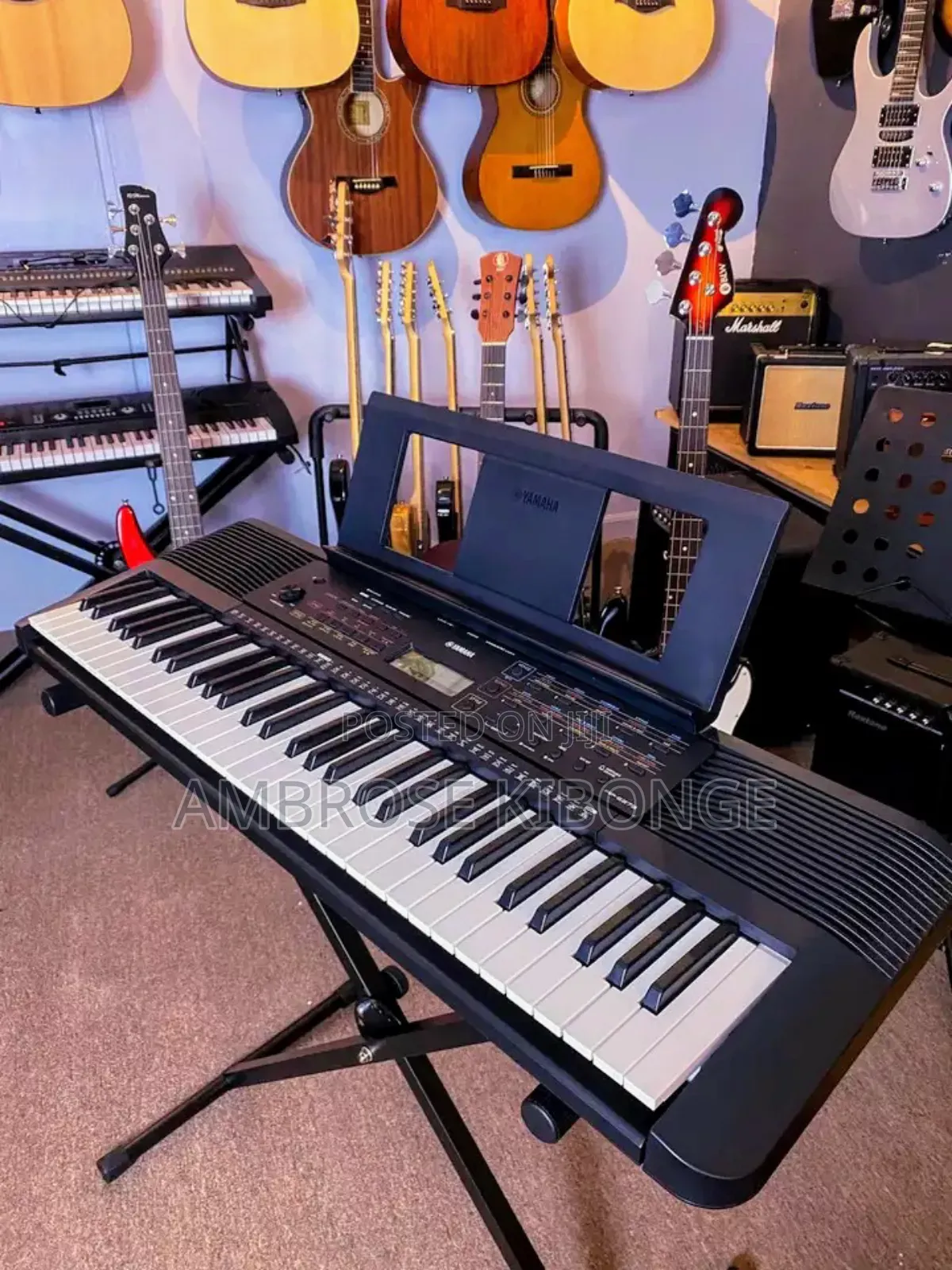 Classic Sound Yamaha PSR E273 Electronic 61 Piano Keyboard