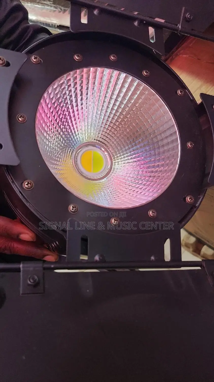 Warm and White Light Power Can Stage Light