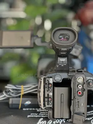 Sony HXR-NX3 Video Camera