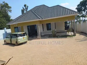 Furnished 4bdrm House in Kira for sale