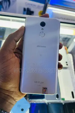 LG L-03K 64 GB White