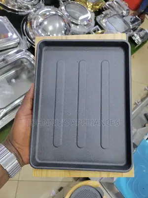 Wooden Trays Sizzling Plates