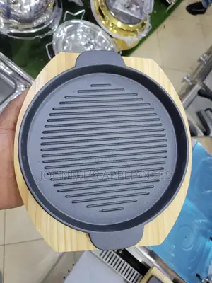 Round Sizzling Plates With Grill