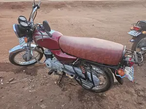 Bajaj Boxer 2023 Red