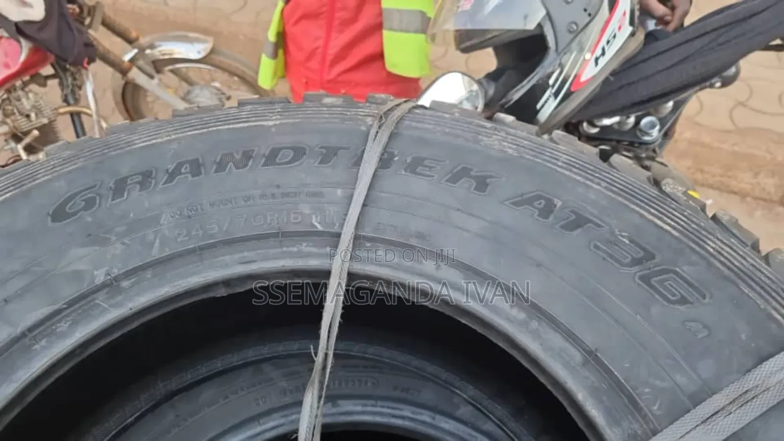 245/70r16 Dunlop At3g