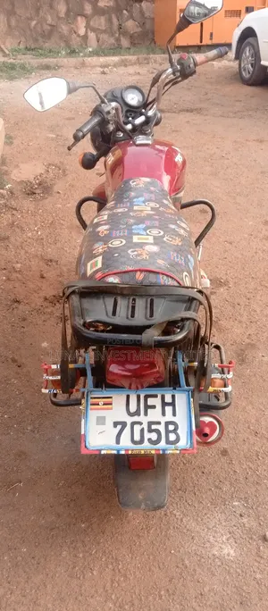 TVS HLX 125 2023 Red