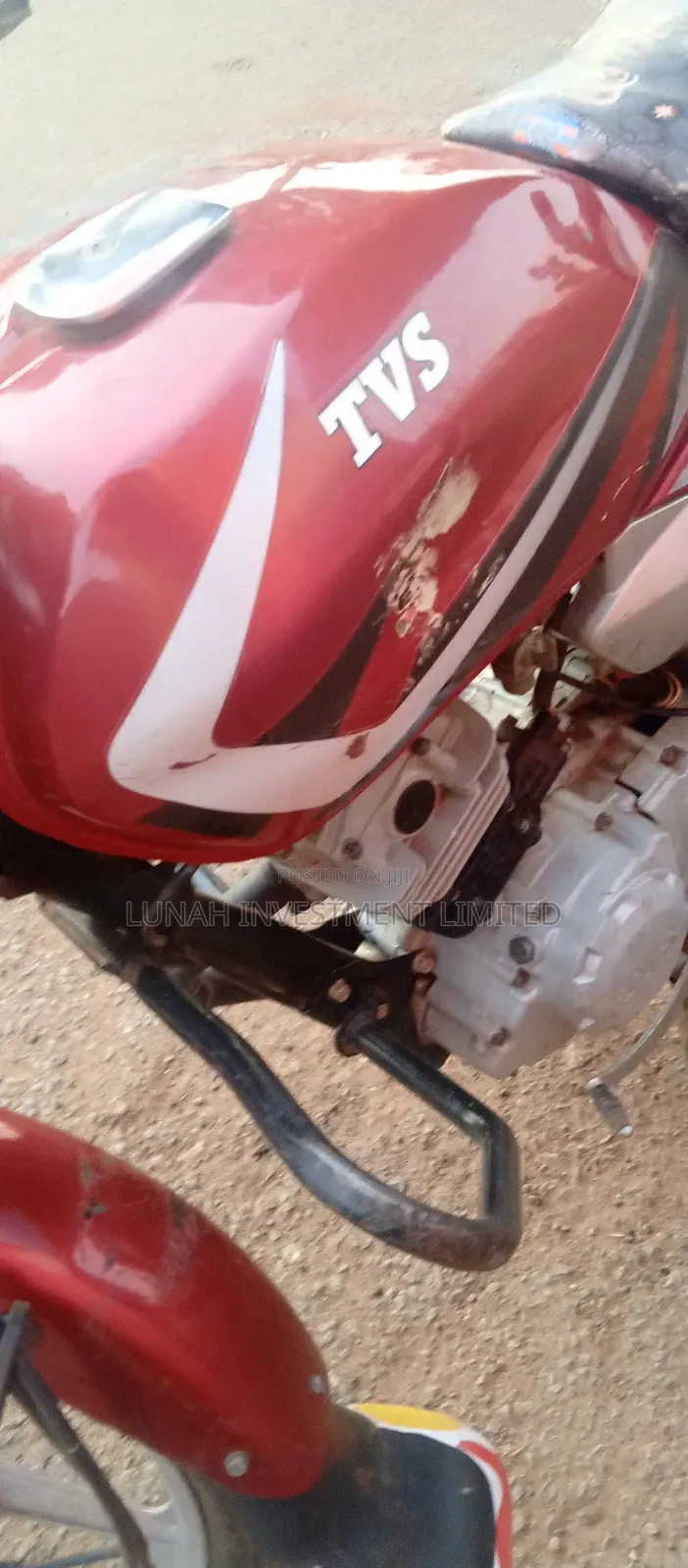 TVS HLX 125 2023 Red