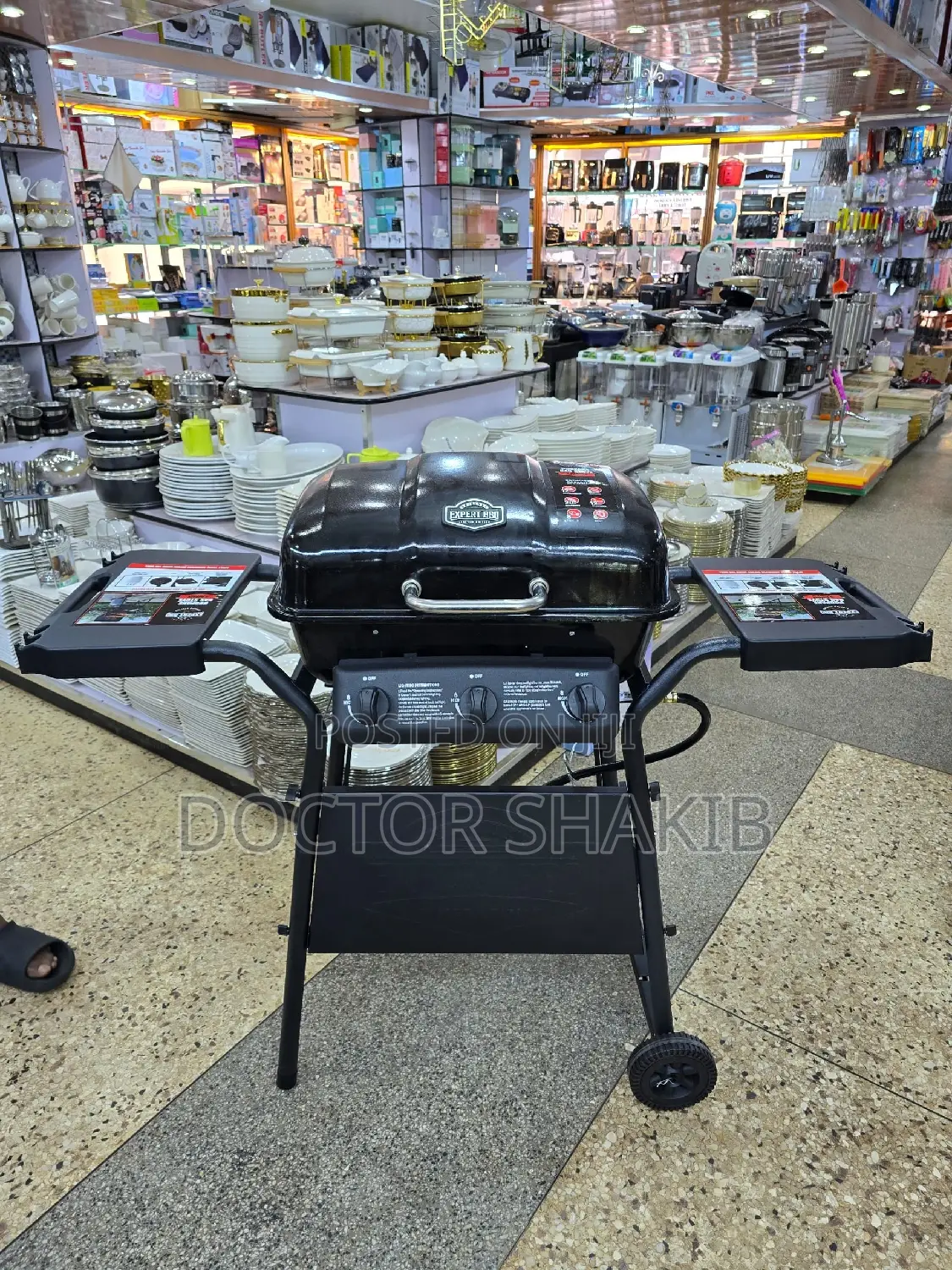 New 3 Burner Expert Gas BBQ Grill