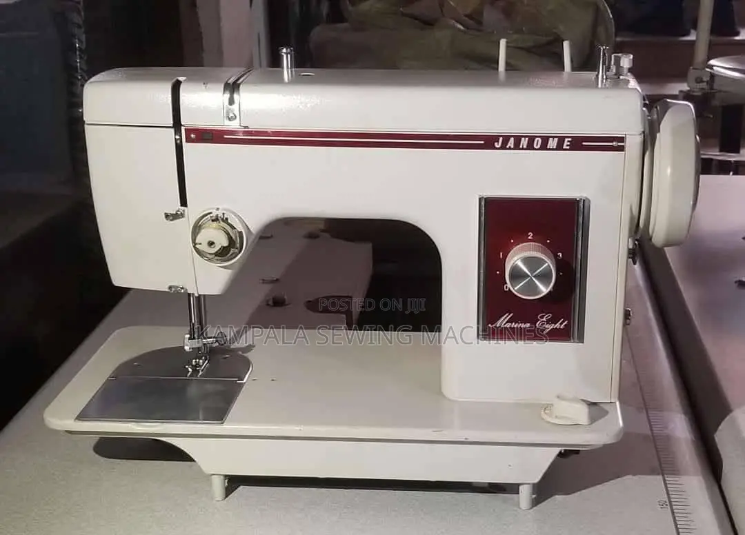 Janome Straight With Best Stitches  Sewing Machine
