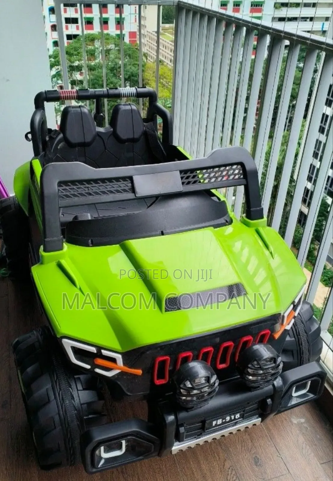 Kid's Electric Rechargeable Car.