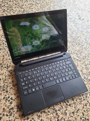 Laptop Toshiba Satellite Pro B40 4GB Intel Celeron SSD 500GB