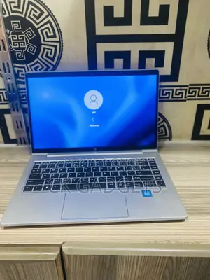 New Laptop HP ProBook 440 G3 8GB Intel Core I5 HDD+SSD 500GB