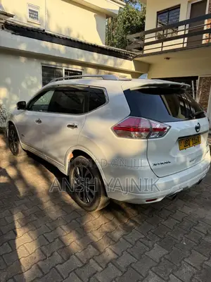 Nissan X-Trail 2016 White