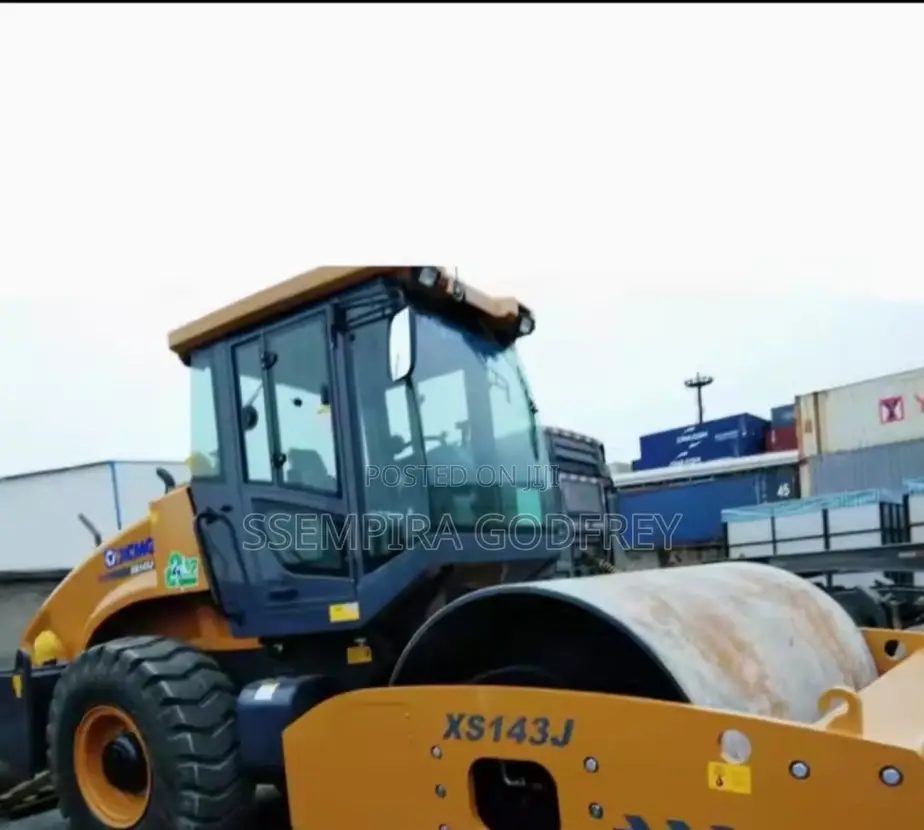 Roller 10 Tonnes. Heavy Compactor For Hire