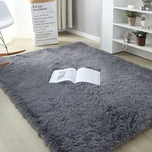 Quality Soft Center Living Room Carpet