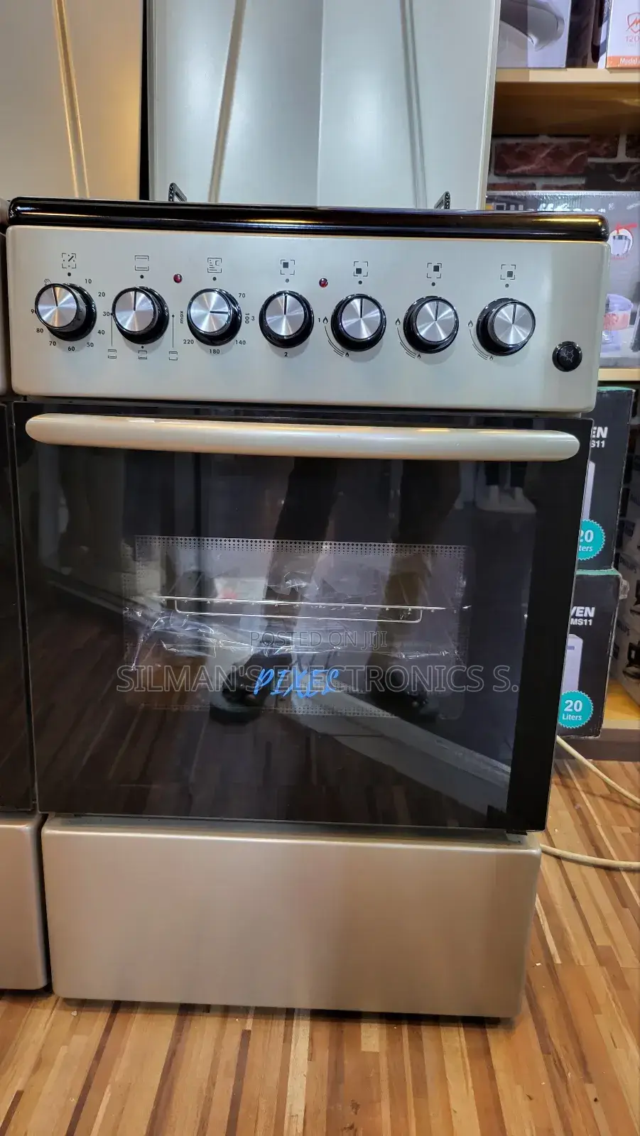 Pixel 60cm by 50cm Cooker Black on Silver