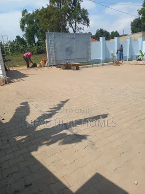 Furnished 4bdrm House in Kira for sale