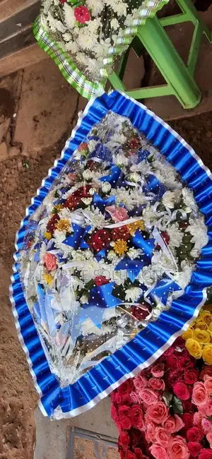 Natural Burial Flowers Funeral Flowers Burial Wreath