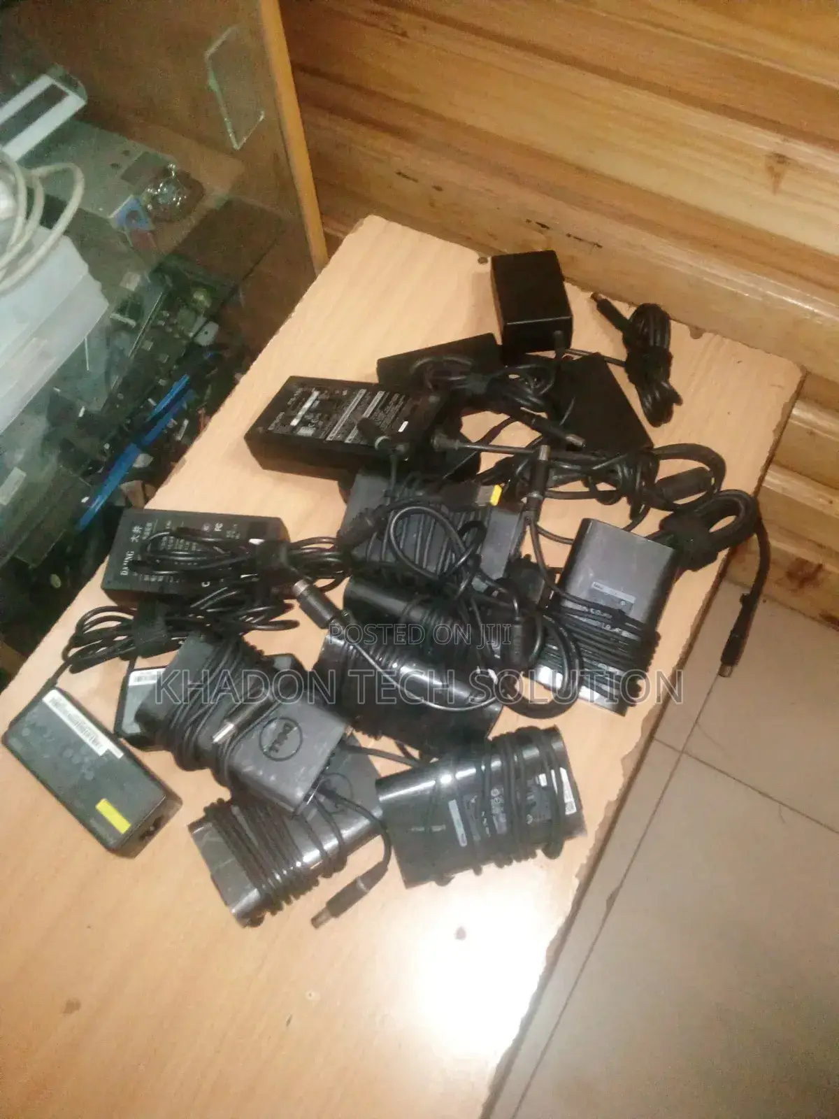 Lenovo Small Pin Charger
