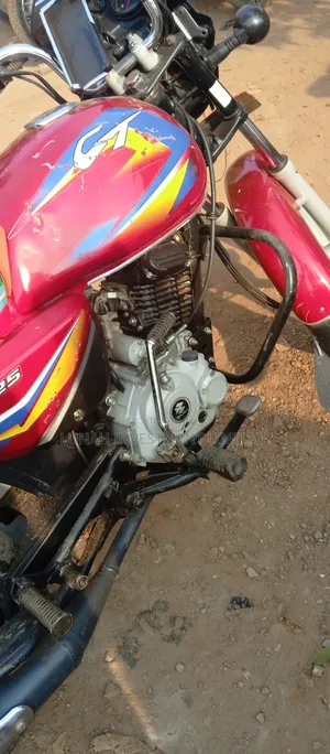 Bajaj CT 110X 2023 Red