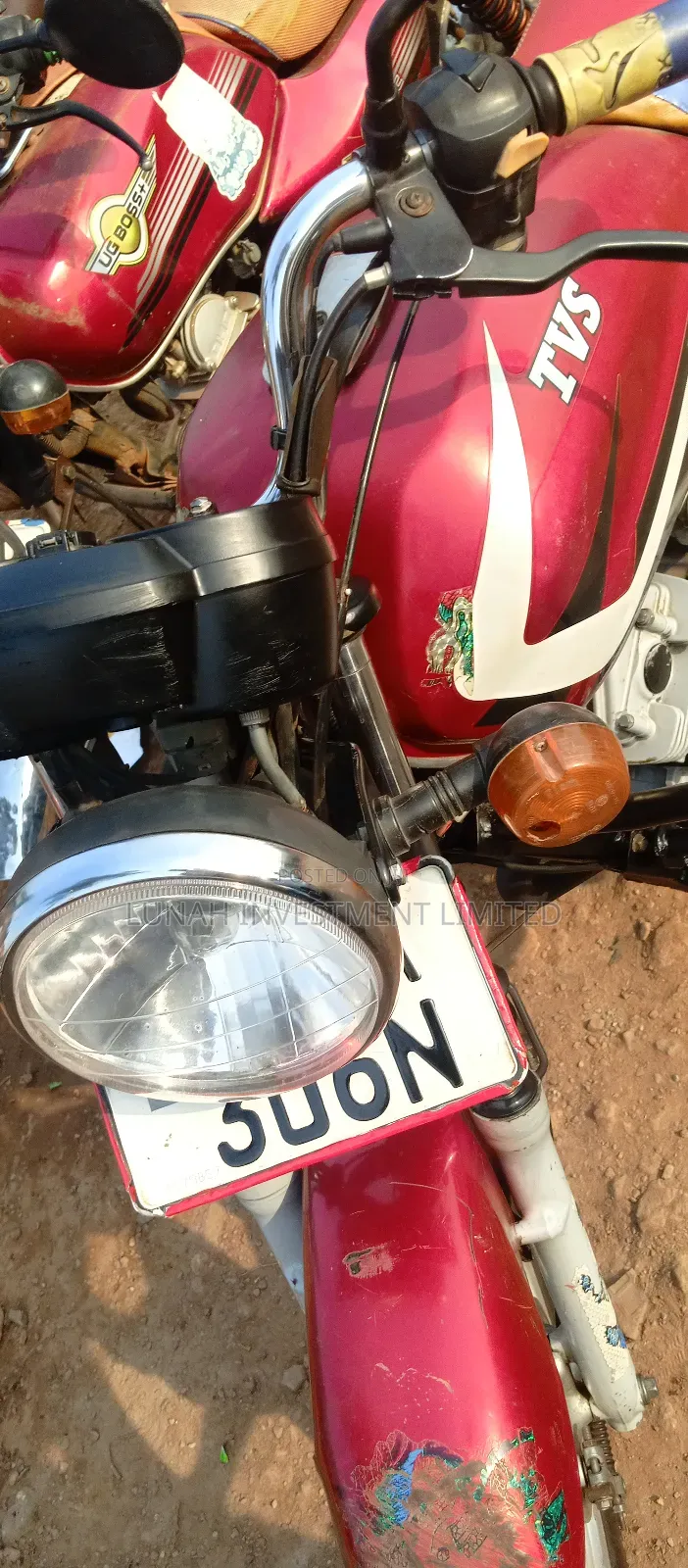 TVS HLX 125 2023 Red