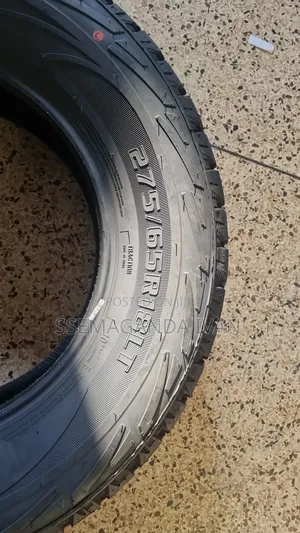 275/65r18 a/T
