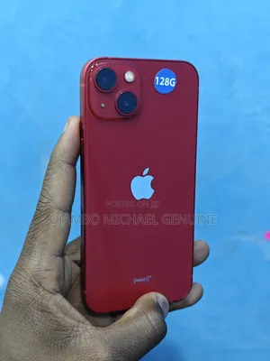 Apple iPhone 13 128 GB Red