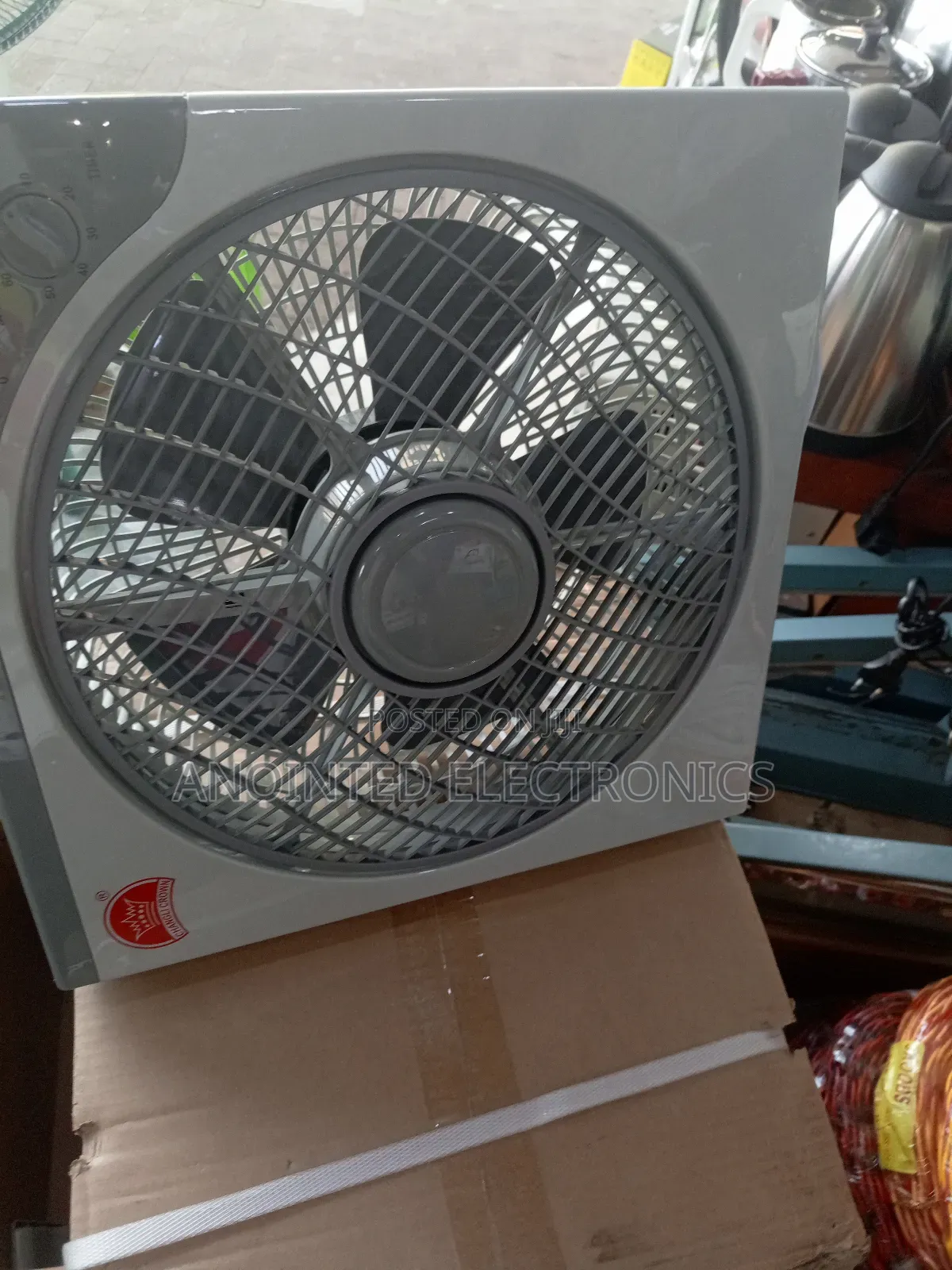 Box Table Fan