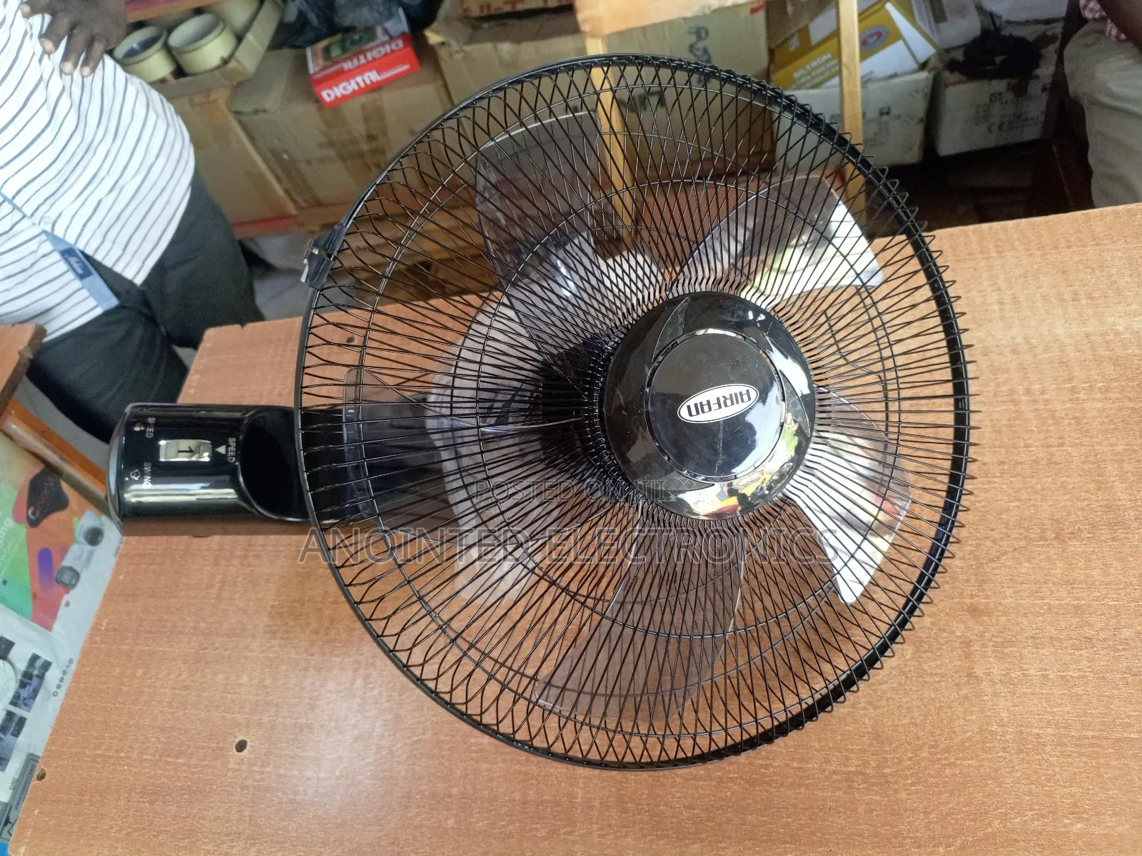 Air Fan Black