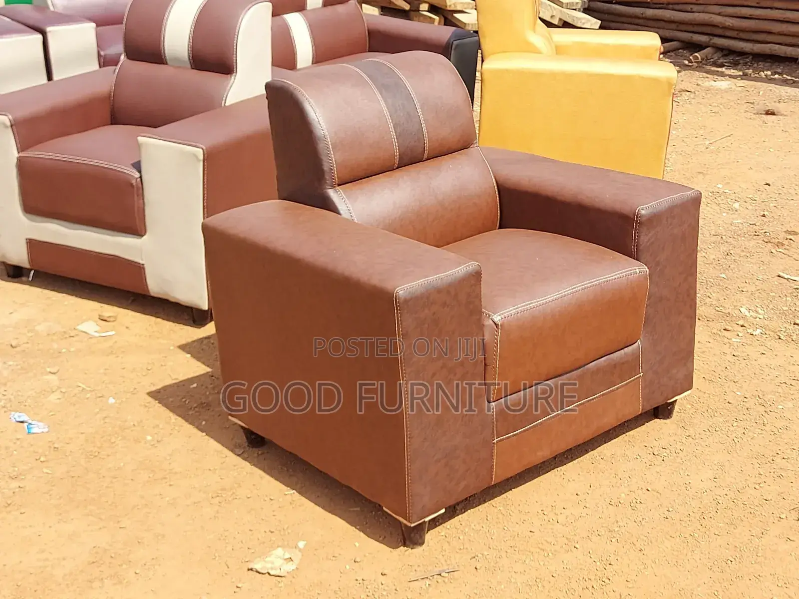 Dazzling Single Seater Sofa