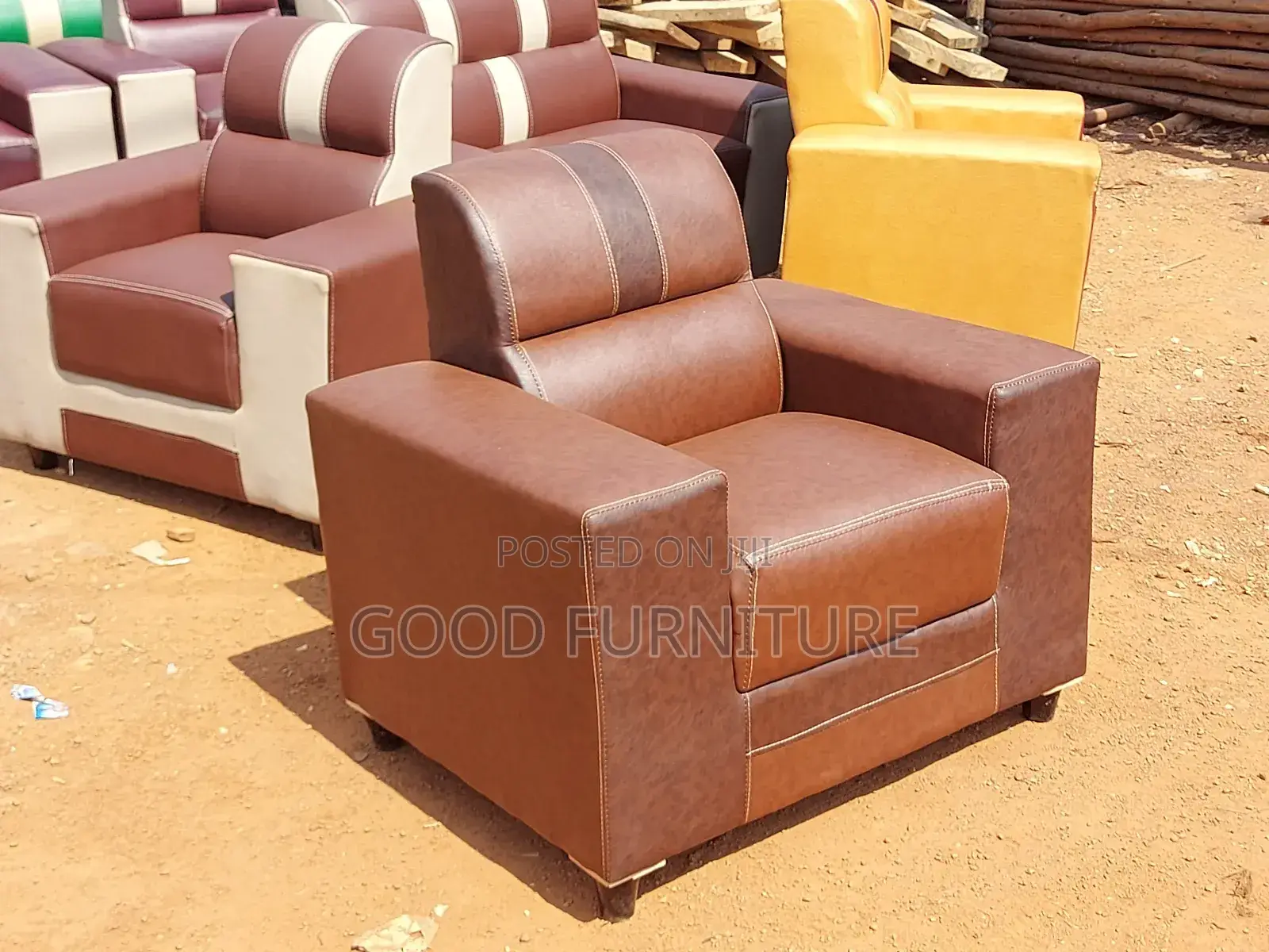Dazzling Single Seater Sofa