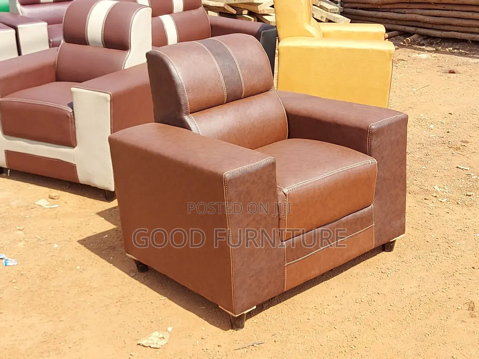 Dazzling Single Seater Sofa