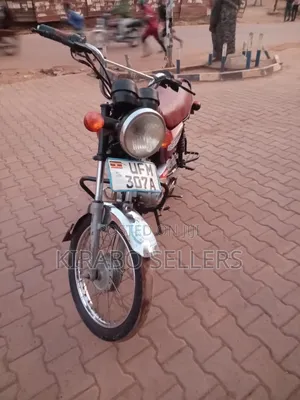 Bajaj Boxer 100 2023 Red