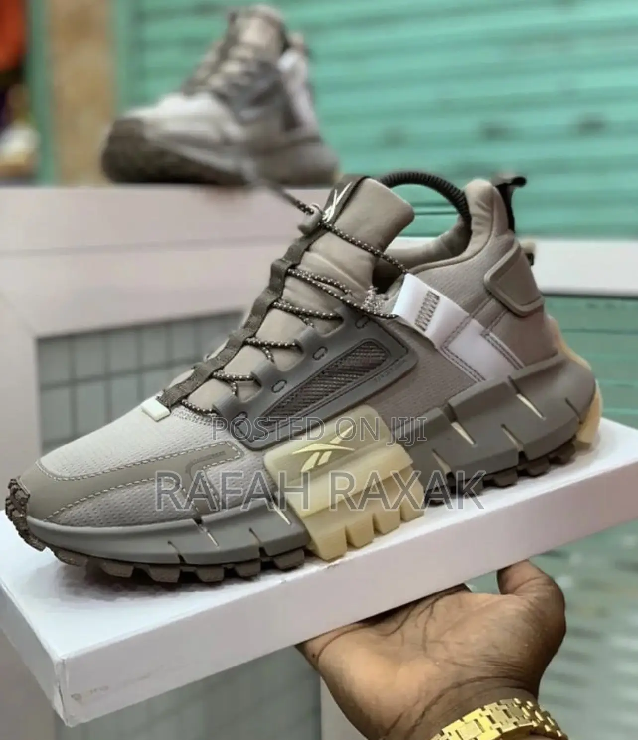 Original Men’S Reebok Zig Kinetica Edge Cream Sneakers