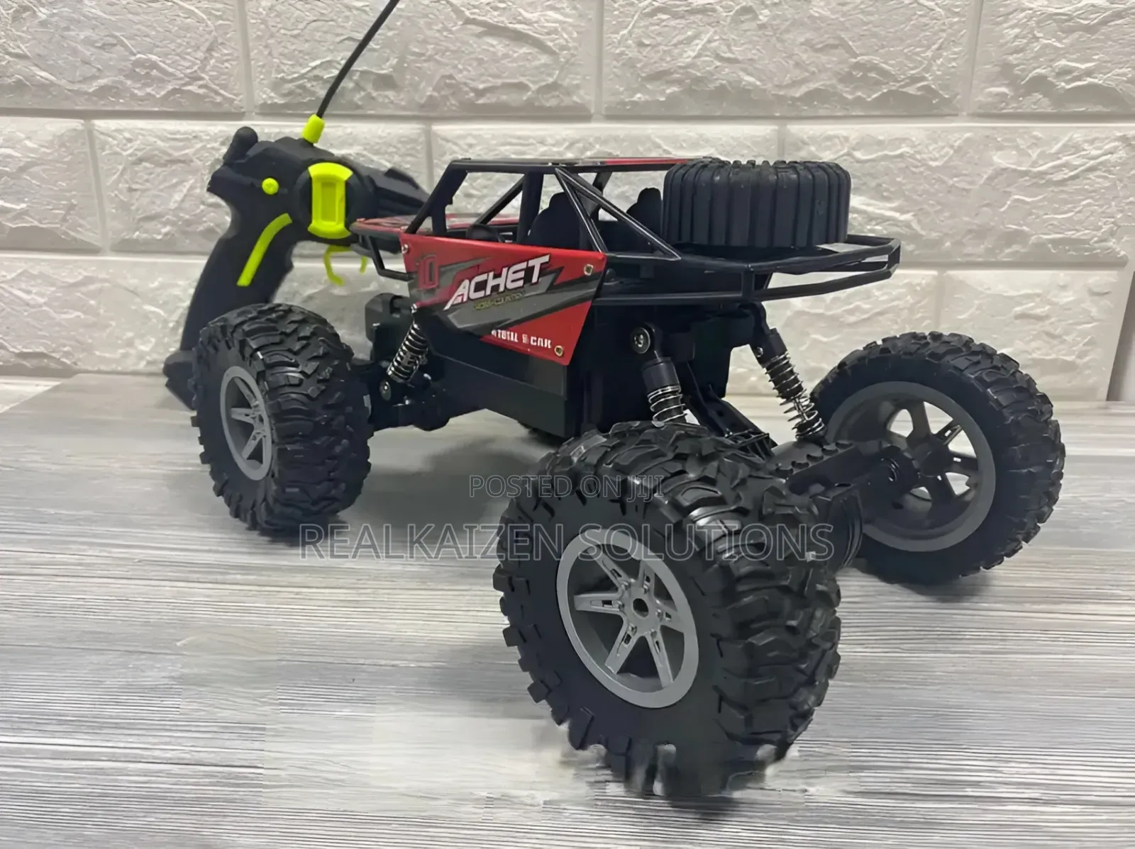 Rock Crawler Remote Control 4x4 Alloy Truck Kid Vehicle