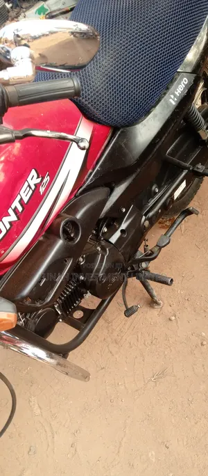 Hero Hunter 125 2023 Red